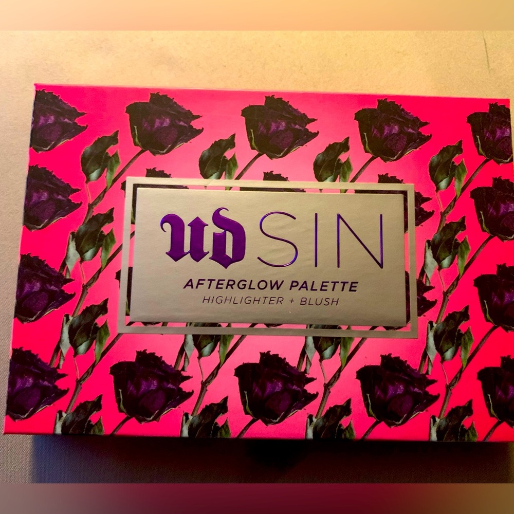 Urban Decay Afterglow palette